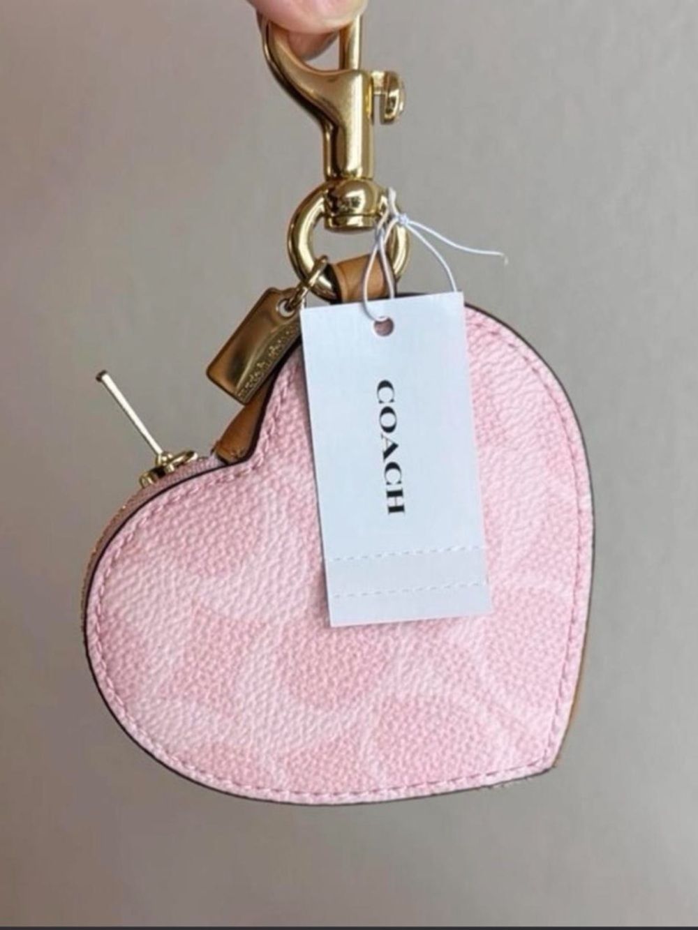 Coach POWDER PINK Heart Bag Charm In Signature Canvas CEA22 Gold/Powder Pink